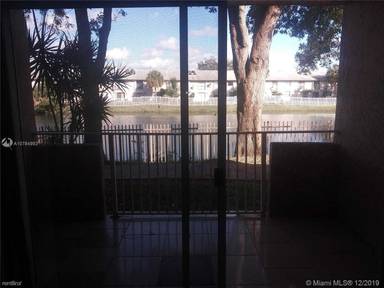Main picture of Kendall Lake Towers