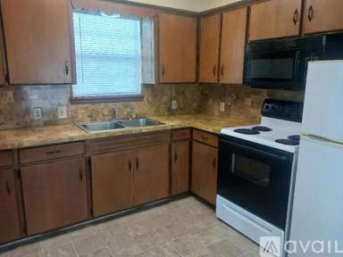 Main picture of 3215 Betty Ct
