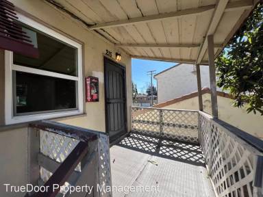 Main picture of 213 S Birch St