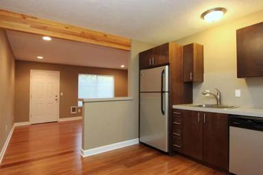 Main picture of 7350 SW Barbur Blvd