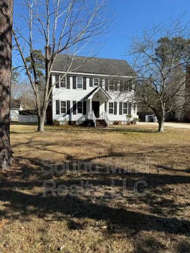 Main picture of 1105 Beechwood Dr