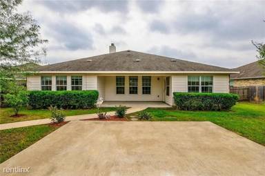 Main picture of 6812 Tulloch Way