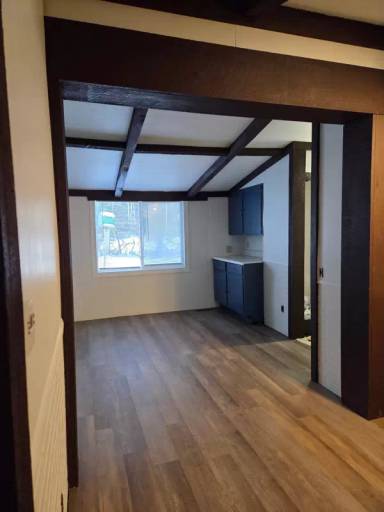 Main picture of 309 W Main St