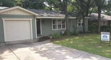 Main picture of 3208 Brown Trl