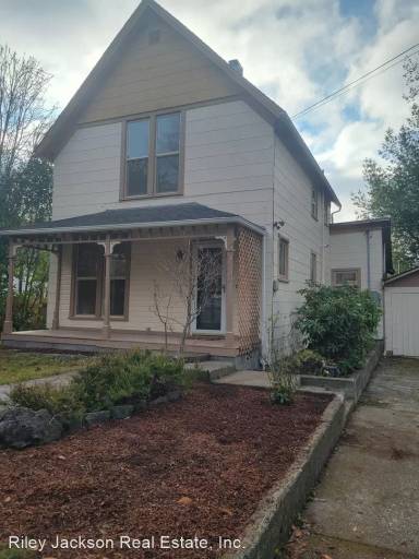Main picture of 1405 7th Ave SE
