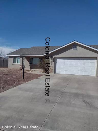 Main picture of 1720 College Park Dr