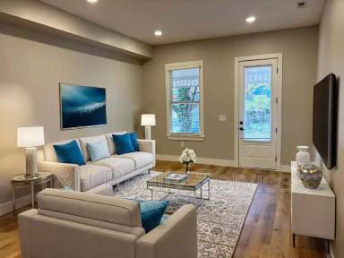 Main picture of 529 N Highland Ave