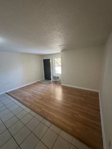 Main picture of 318 E 5th Ave 6 - 6