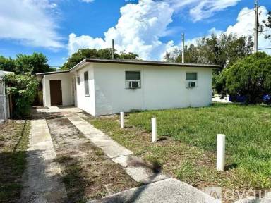 Main picture of 4975 Sable Pine Cir