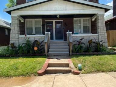 Main picture of 4070 Miami St