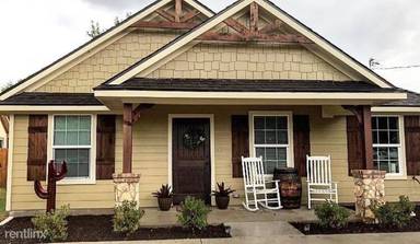 Main picture of 504 W Willow St