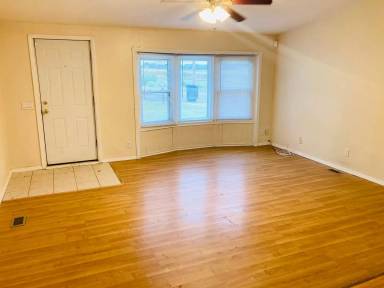 Main picture of 2107 Elmdale Ave