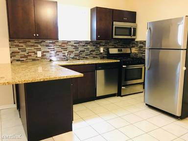 Main picture of 3501 W Palmer St