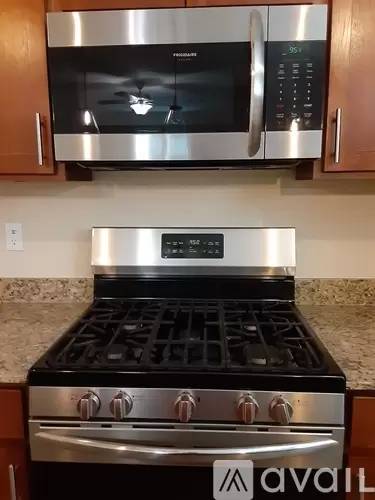 Main picture of 2687 Chinaberry Hill St