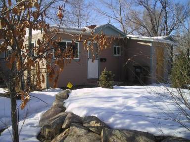 Main picture of 202 E Emma St