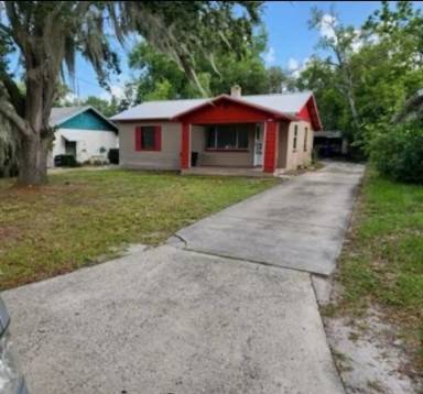 Main picture of 715 E Valencia St