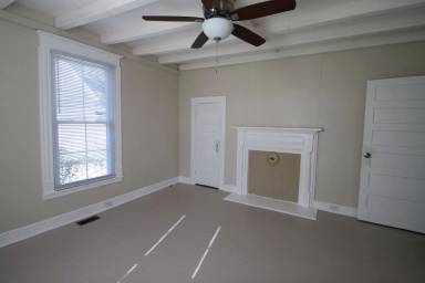 Main picture of 708 White St W