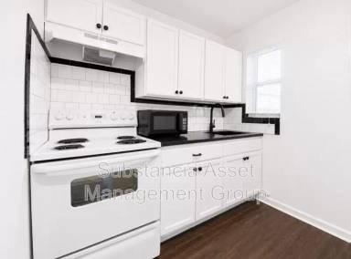 Main picture of 1714 N Lindsay Ave