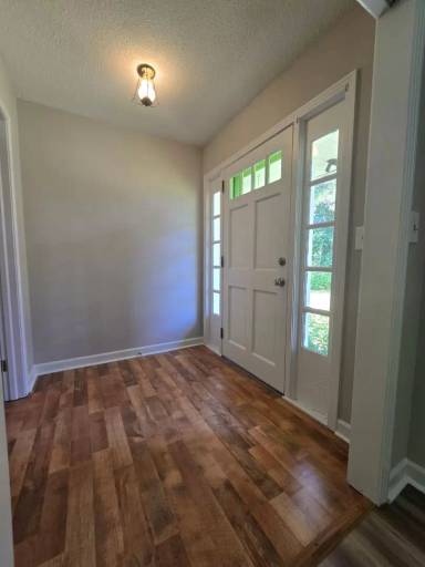 Main picture of 120 Milton Ave