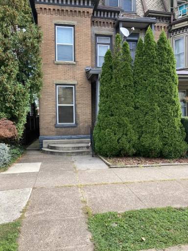 Main picture of 1605 N 2nd St