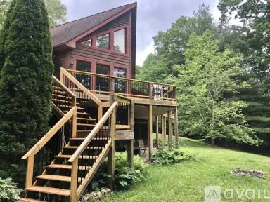 Main picture of 40 Deer Ridge Rd