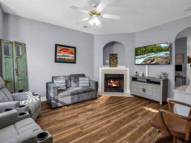 Main picture of 6103 Dane Dr