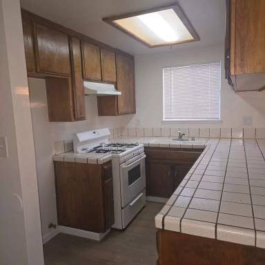 Main picture of 5908 Country View Ln