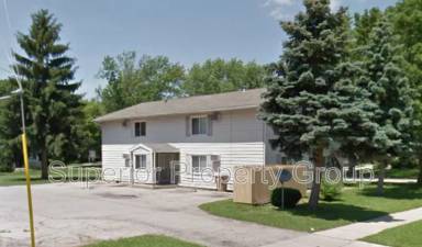 Main picture of 714 N Oak St