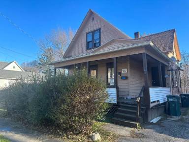 Main picture of 202 4th St