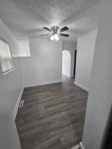 Main picture of 282 S Princeton Ave