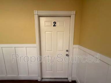 Main picture of 139 W Yosemite Ave