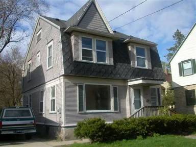 Main picture of 1201 Lake Dr SE