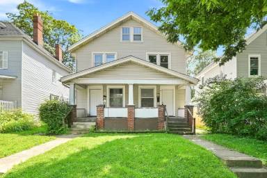 Main picture of 130 S Highland Ave