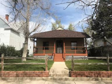 Main picture of 433 S Kimball St