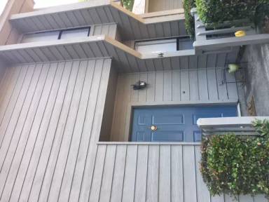 Main picture of 14 Cardinal Ln