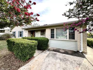 Main picture of 815 Kielman Dr