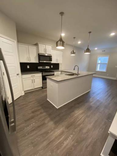 Main picture of 1031 Glenkirk Dr