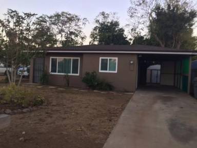Main picture of 1443 Holly Ave