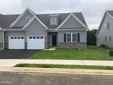 Main picture of 215 Buckton Dr