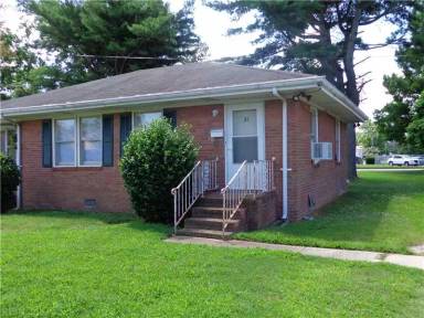Main picture of 17 Carver Cir