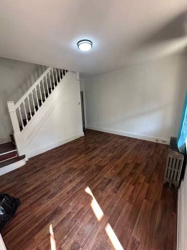Main picture of 4214 N Darien St