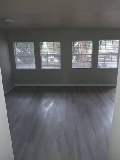 Main picture of 1605 N West St