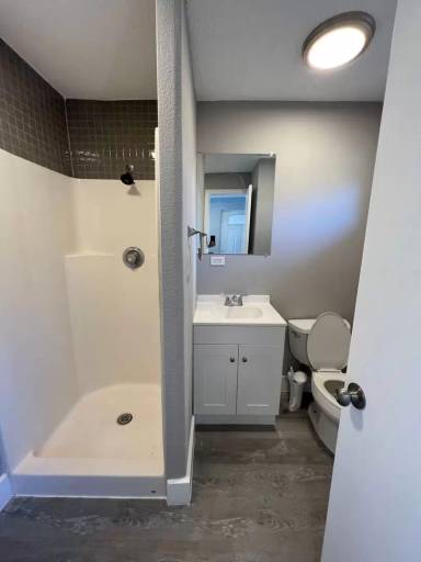 Main picture of 2120 Star Rd