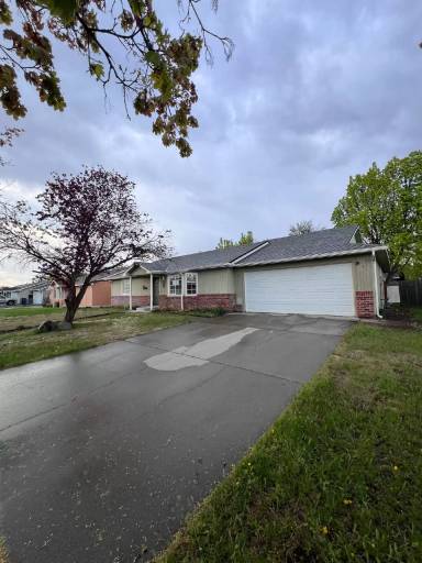 Main picture of 12406 W 11th Ave