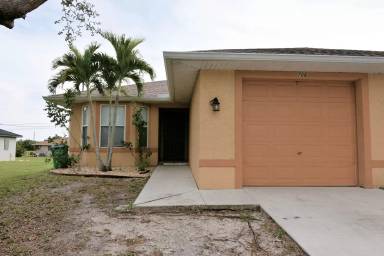 Main picture of 708 SE 8th Ter
