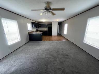 Main picture of 133 Burch St