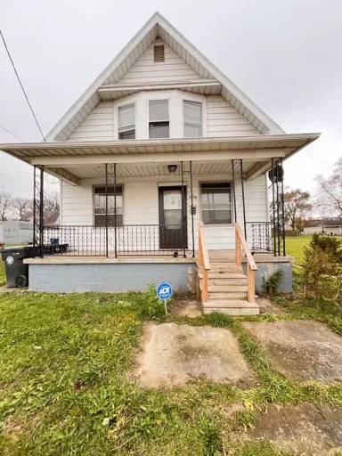 Main picture of 1538 N Michigan St