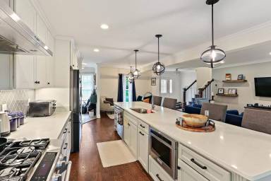 Main picture of 18704 Thornberry Ln