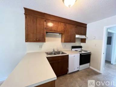 Main picture of 1446 19th Ave NE