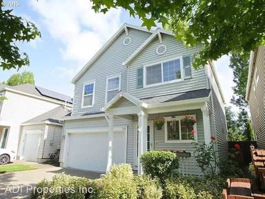 Main picture of 1315 NE Kinney St